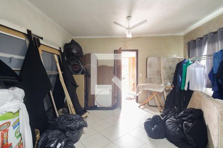 Casa para alugar com 270m², 6 quartos e 2 vagas Casa para alugar com 270m², 6 quartos e 2 vagasQuarto 4