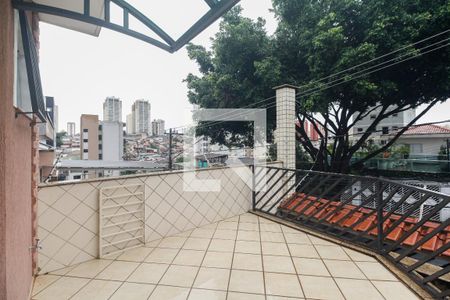 Casa para alugar com 270m², 6 quartos e 2 vagas Casa para alugar com 270m², 6 quartos e 2 vagasVaranda Suíte 2