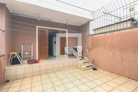 Casa para alugar com 270m², 6 quartos e 2 vagas Casa para alugar com 270m², 6 quartos e 2 vagasQuintal