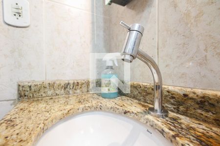 Casa para alugar com 270m², 6 quartos e 2 vagas Casa para alugar com 270m², 6 quartos e 2 vagasBanheiro Social