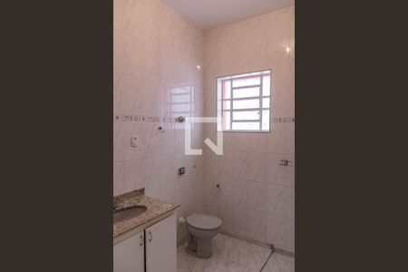 Casa para alugar com 233m², 4 quartos e 3 vagasBanheiro