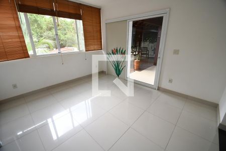 Casa de condomínio à venda com 480m², 4 quartos e 4 vagasCopa