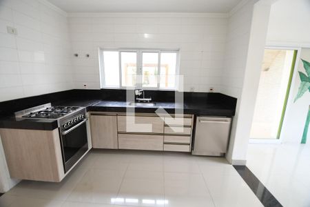 Casa de condomínio à venda com 480m², 4 quartos e 4 vagasCozinha