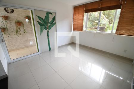 Casa de condomínio à venda com 480m², 4 quartos e 4 vagasCopa