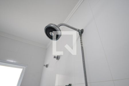 Casa de condomínio à venda com 480m², 4 quartos e 4 vagasBanheiro 1