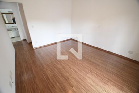 Casa de condomínio à venda com 480m², 4 quartos e 4 vagasQuarto 4 - Suíte