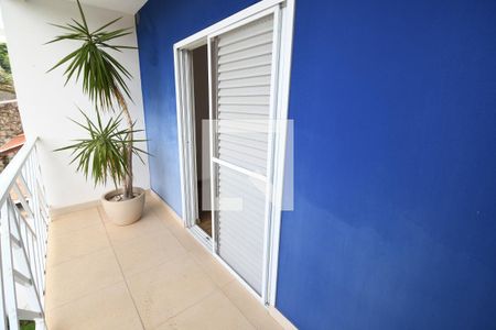 Casa de condomínio à venda com 480m², 4 quartos e 4 vagasQuarto 3 - Sacada