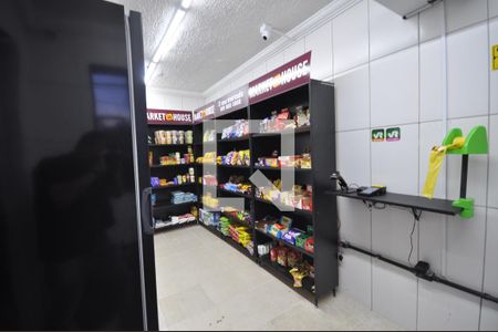 Apartamento à venda com 140m², 2 quartos e 1 vagaMini Market