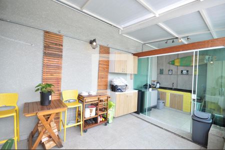 Apartamento à venda com 140m², 2 quartos e 1 vagaÁrea da Cobertura