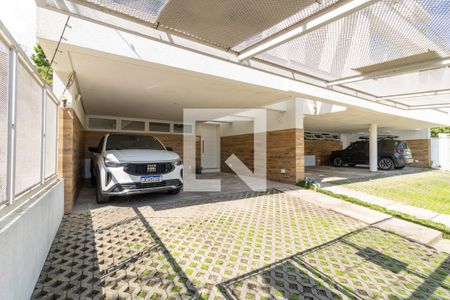 Casa à venda com 211m², 3 quartos e 4 vagas Casa à venda com 211m², 3 quartos e 4 vagasÁrea comum