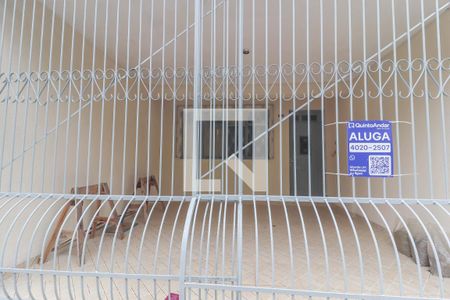 Casa para alugar com 171m², 2 quartos e 2 vagas Casa para alugar com 171m², 2 quartos e 2 vagasFachada