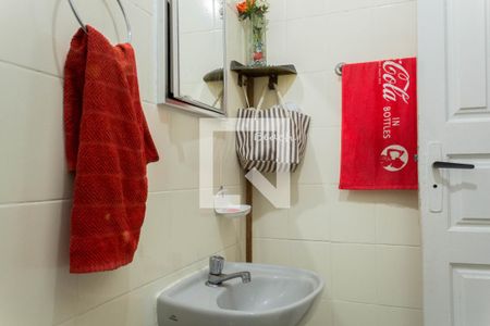 Casa à venda com 157m², 3 quartos e 3 vagasBanheiro de Serviço