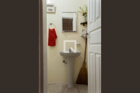 Casa à venda com 157m², 3 quartos e 3 vagasBanheiro de Serviço