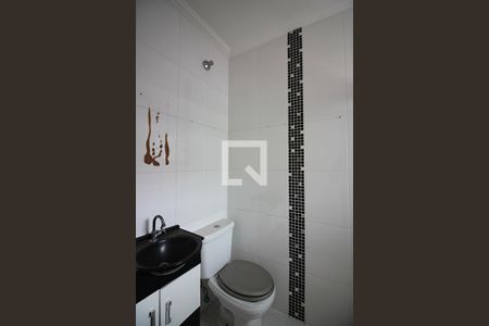 Casa à venda com 185m², 4 quartos e 2 vagasQuarto 2 - Suíte Banheiro