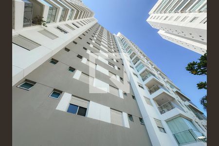 Apartamento à venda com 66m², 2 quartos e 1 vagaFachada