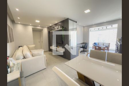 Sala de apartamento à venda com 2 quartos, 66m² em Vila Anastácio, São Paulo