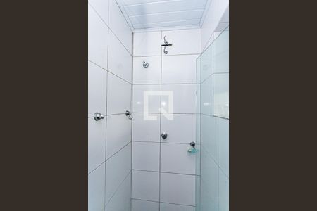 Banheiro de casa para alugar com 1 quarto, 50m² em Vila Diva (zona Norte), São Paulo