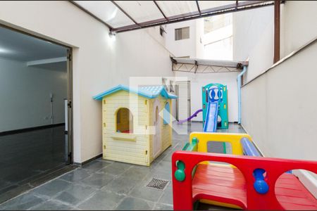 Apartamento para alugar com 64m², 2 quartos e 1 vagaÁrea comum