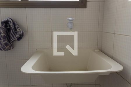 Apartamento para alugar com 64m², 2 quartos e 1 vagaÁrea de Serviço