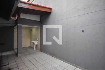 Casa para alugar com 200m², 3 quartos e 2 vagas Casa para alugar com 200m², 3 quartos e 2 vagasÁrea de Serviço