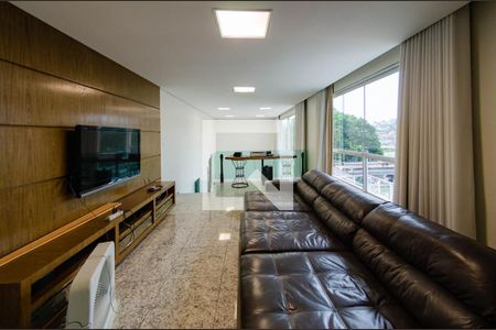 Casa à venda com 549m², 6 quartos e 6 vagasÁrea comum
