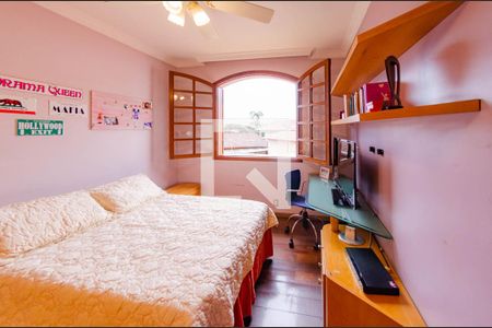 Casa à venda com 549m², 6 quartos e 6 vagasQuarto 4