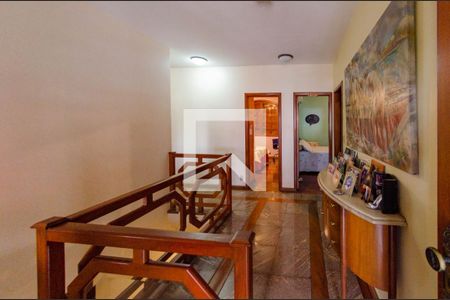 Casa à venda com 549m², 6 quartos e 6 vagasCorredor