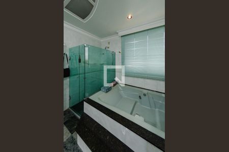 Casa à venda com 549m², 6 quartos e 6 vagasBanheiro suíte