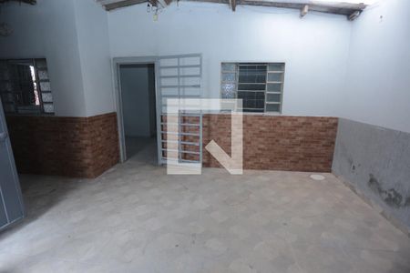Garagem de casa para alugar com 2 quartos, 95m² em Conjunto 8, Brasília