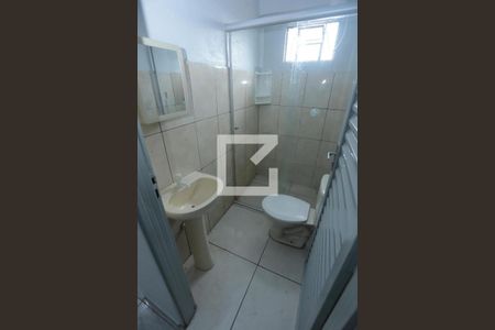 Banheiro  de casa para alugar com 2 quartos, 95m² em Conjunto 8, Brasília