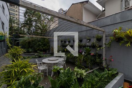 Apartamento à venda com 97m², 2 quartos e 1 vaga Apartamento à venda com 97m², 2 quartos e 1 vagaÁrea comum