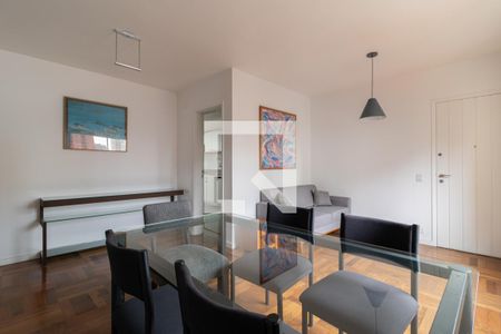 Apartamento à venda com 97m², 2 quartos e 1 vaga Apartamento à venda com 97m², 2 quartos e 1 vagaSala de Jantar