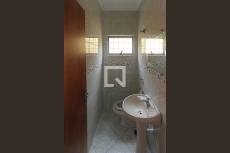 Casa à venda com 260m², 3 quartos e 2 vagas Casa à venda com 260m², 3 quartos e 2 vagasBanheiro 2