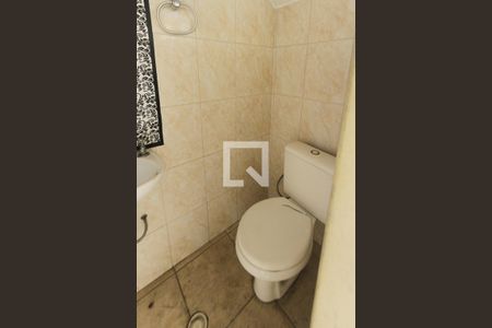 Casa à venda com 260m², 3 quartos e 2 vagas Casa à venda com 260m², 3 quartos e 2 vagasLavabo