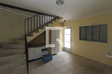 Casa à venda com 260m², 3 quartos e 2 vagas Casa à venda com 260m², 3 quartos e 2 vagasÁrea de Serviço