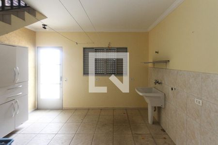 Casa à venda com 260m², 3 quartos e 2 vagas Casa à venda com 260m², 3 quartos e 2 vagasÁrea de Serviço