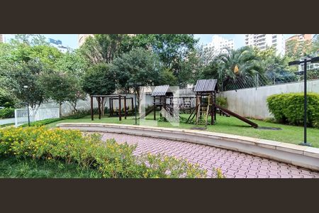 Apartamento à venda com 173m², 3 quartos e 3 vagasÁrea comum - Playground