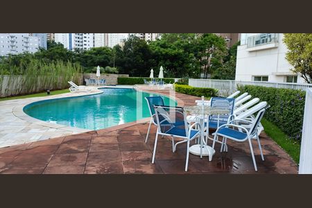 Apartamento à venda com 173m², 3 quartos e 3 vagasÁrea comum - Piscina