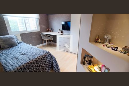 Apartamento à venda com 173m², 3 quartos e 3 vagasSuíte 2