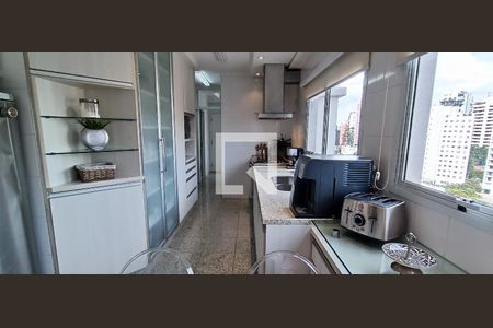 Apartamento à venda com 173m², 3 quartos e 3 vagasCozinha