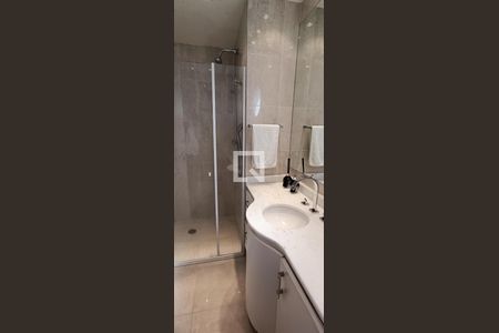 Apartamento à venda com 173m², 3 quartos e 3 vagasBanheiro da Suíte 3