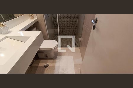 Apartamento à venda com 173m², 3 quartos e 3 vagasBanheiro da Suíte 2