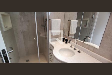 Apartamento à venda com 173m², 3 quartos e 3 vagasBanheiro da Suíte 3