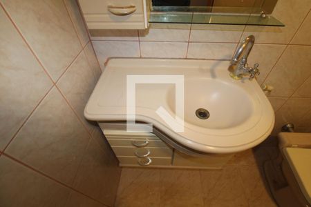 Apartamento para alugar com 68m², 2 quartos e sem vagaBanheiro