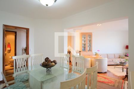 Apartamento à venda com 180m², 4 quartos e 2 vagasSala de Jantar