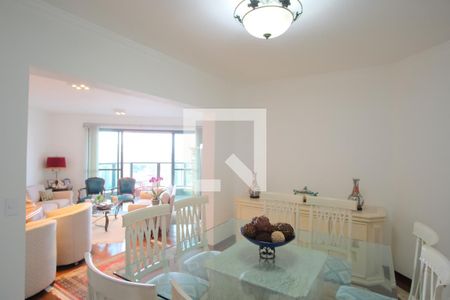 Apartamento à venda com 180m², 4 quartos e 2 vagasSala de Jantar