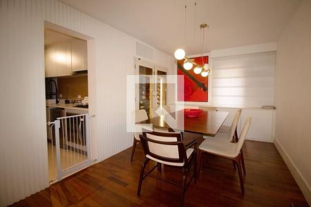 Sala de apartamento à venda com 3 quartos, 128m² em Consolação, São Paulo