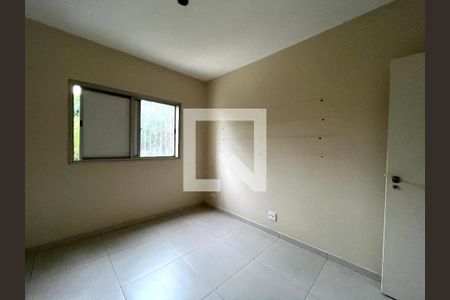 Apartamento para alugar com 191m², 3 quartos e 1 vaga Apartamento para alugar com 191m², 3 quartos e 1 vagaQuarto 3