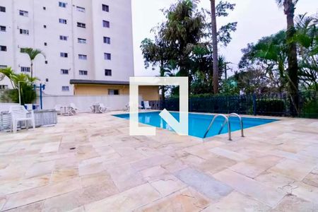 Apartamento para alugar com 191m², 3 quartos e 1 vaga Apartamento para alugar com 191m², 3 quartos e 1 vagaÁrea comum - Piscina