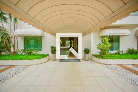 Apartamento para alugar com 191m², 3 quartos e 1 vaga Apartamento para alugar com 191m², 3 quartos e 1 vagaHall de entrada